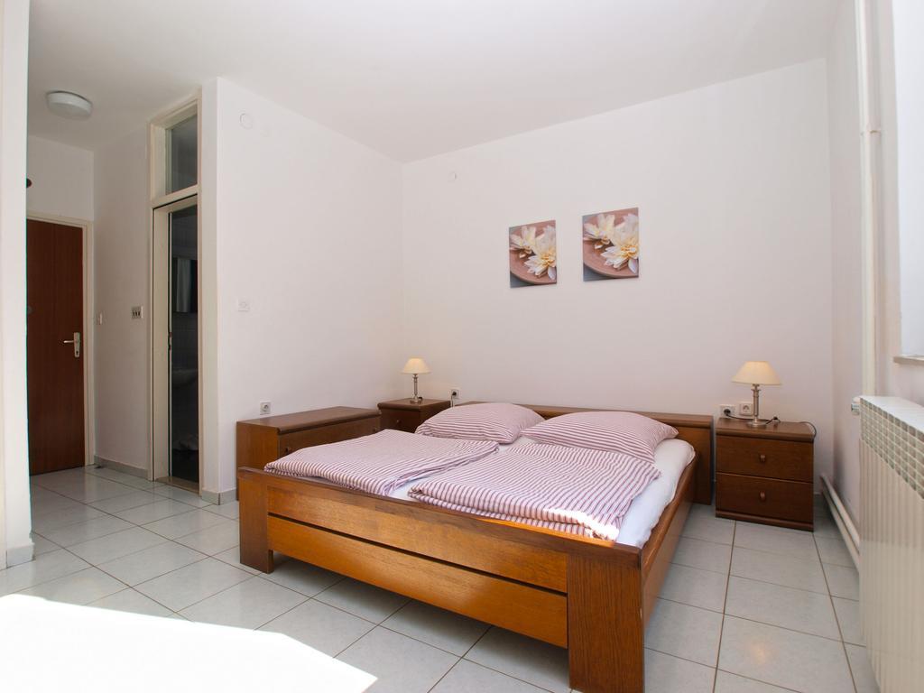 Apartments Zorka 1421 普耶斯察纳乌瓦拉 外观 照片